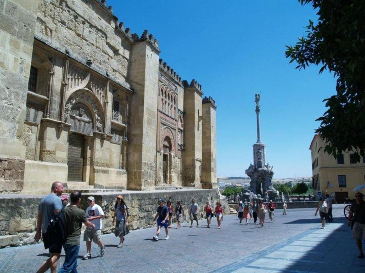 Modernos Apartamentos En Ciudad Jardin Kordoba Bagian luar foto