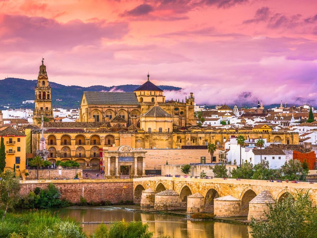 Modernos Apartamentos En Ciudad Jardin Kordoba Bagian luar foto