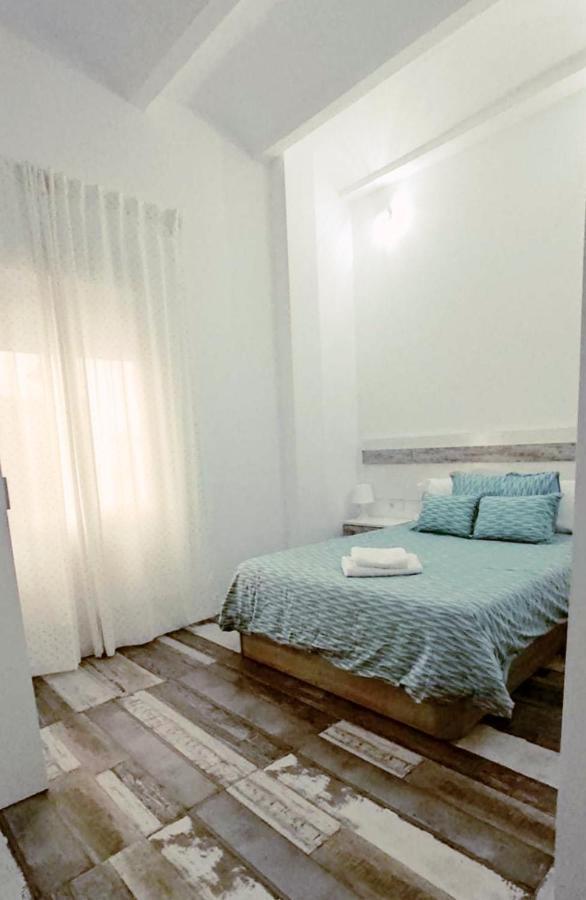 Modernos Apartamentos En Ciudad Jardin Kordoba Bagian luar foto