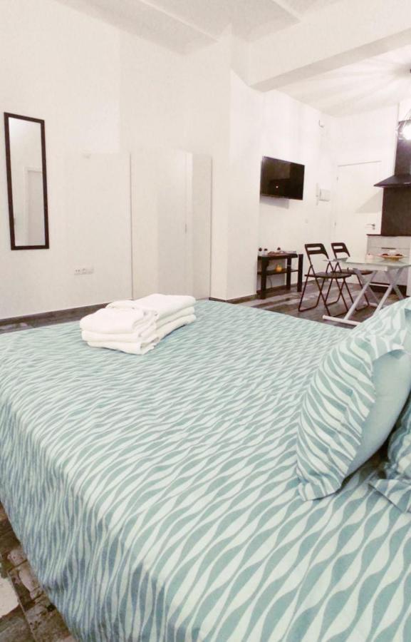 Modernos Apartamentos En Ciudad Jardin Kordoba Bagian luar foto